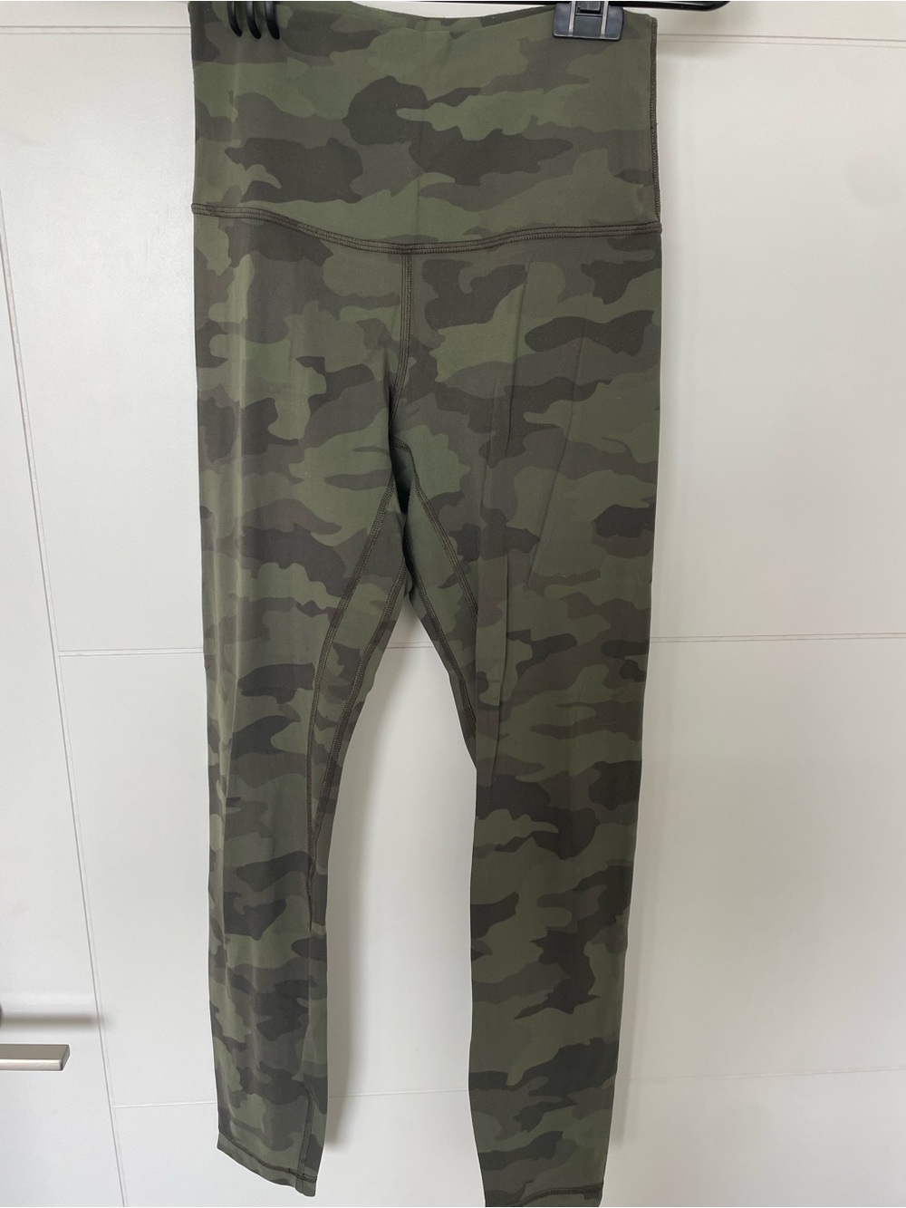 Women’s Lululemon camouflage Align Leggings